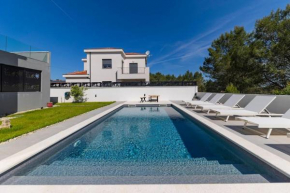 Alba Family Home